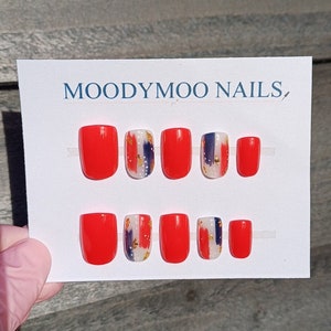 Jubilee nails!   Handpainted nails | Red/blue/white and gold nails | nails | abstract nails | glue on nails | gel nails | glue included