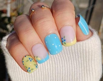 Handpainted Gel Press On Nails: Lemon and Blueberry Spring False Nails