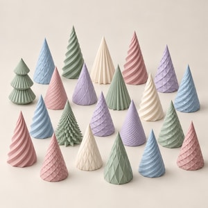 Puede incluir: Una colecci&oacute;n de veintid&oacute;s adornos decorativos en forma de cono en varios colores pastel, incluyendo rosa, azul, verde, lavanda y crema. Cada pieza presenta texturas geom&eacute;tricas distintas como espirales, crestas y patrones de diamantes.