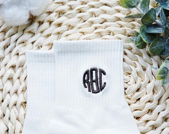 Calcetines con monograma personalizado, calcetines con inicial para eventos, calcetines de boda para botas, calcetines de algodón bordados, regalo para despedida de soltera.