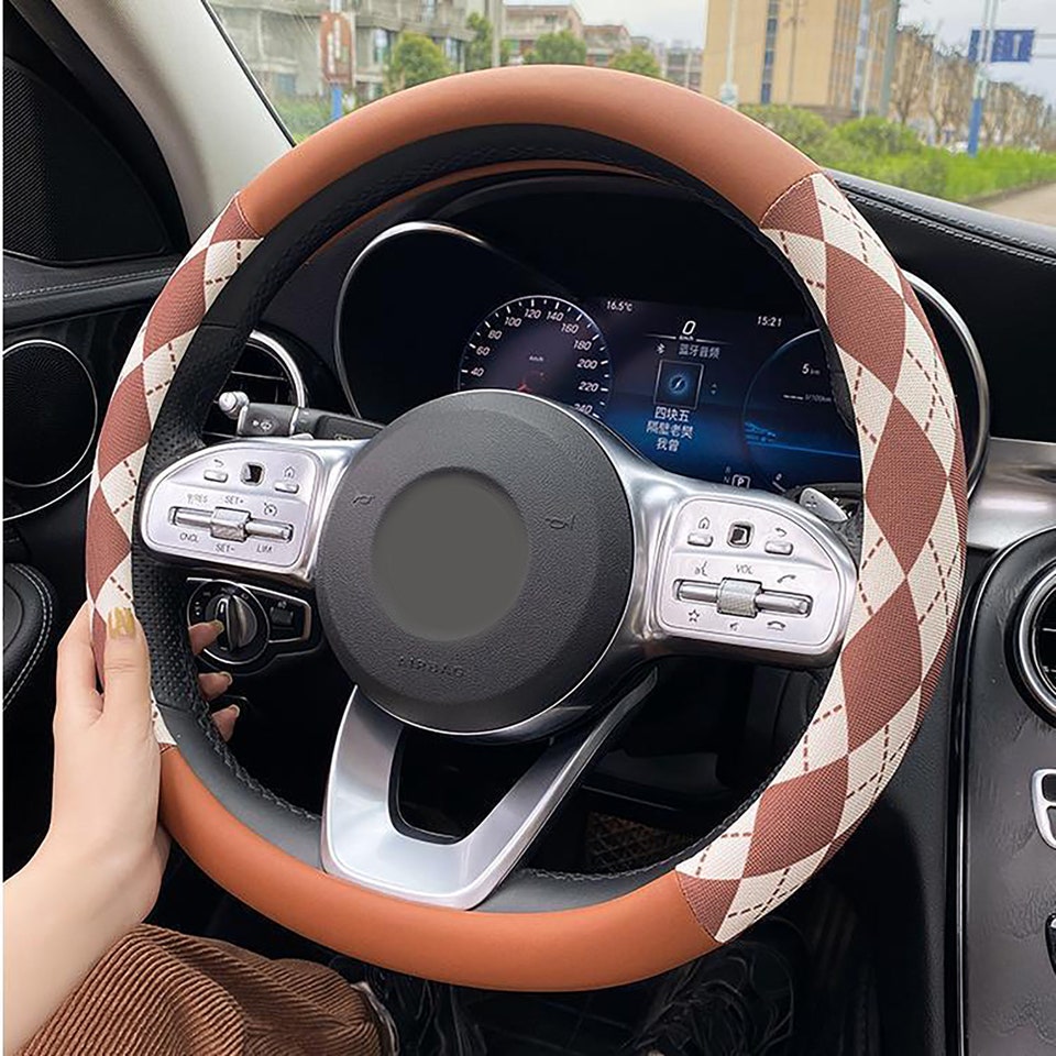 Discover Fashion Candy Color Diamond Check Steering Wheel Cover