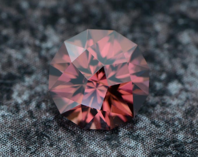 Zircon 1.58 carat brown-red mauve Tanzania Africa natural untreated faceted, precision cut from Germany