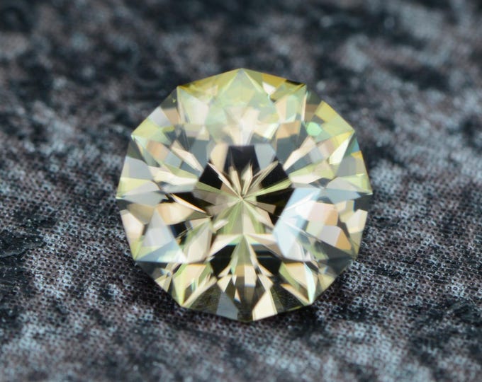 Zircon 1.68 carat yellow-green Myanmar (Burma) natural untreated faceted, precision cut from Germany