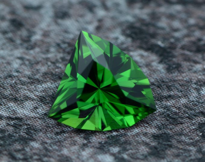 Chrome Tourmaline 0.84 carat deep green Tanzania natural untreated faceted, precision cut from Germany