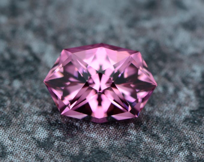 Tourmaline 0.87 carats, pink, Afghanistan, untreated, faceted, precision cut from Germany