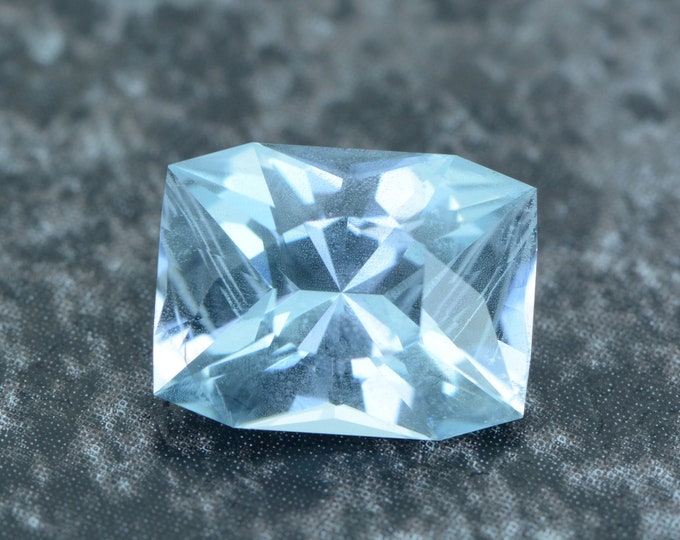 Aquamarine 1.94 carat light blue from Zambia untreated faceted, precision cut from Germany