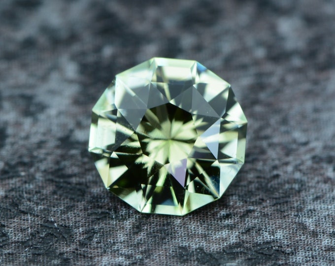 Tourmaline 1.51 carat light green from Congo, Africa - untreated faceted, precision cut from Germany