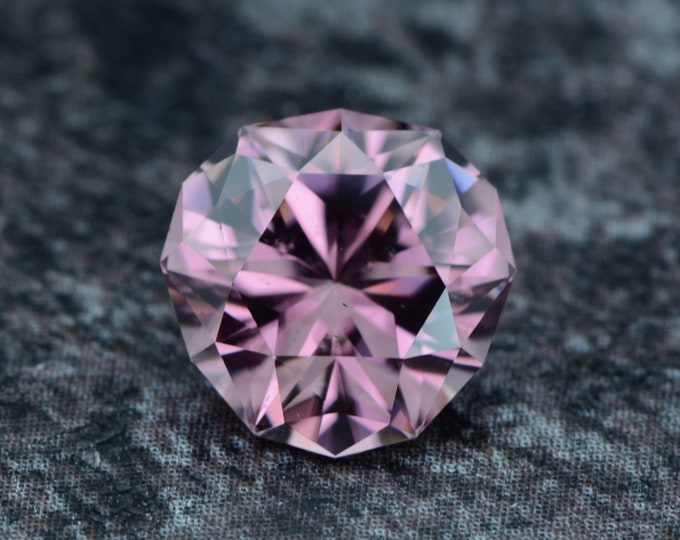 Zircon 3.58 carat pink mauve Mozambique natural untreated faceted, precision cut from Germany