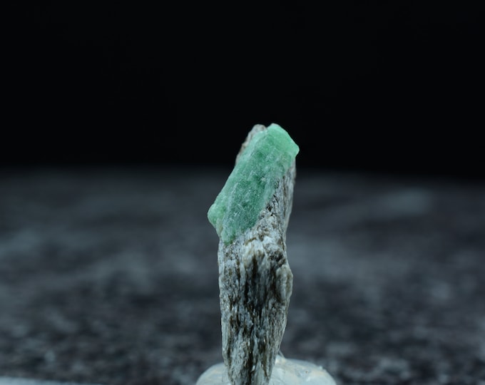 Rare rarity, green emerald on biotite slate matrix, emerald grade Habachtal Austria AT, 21 x 19 x 6 mm