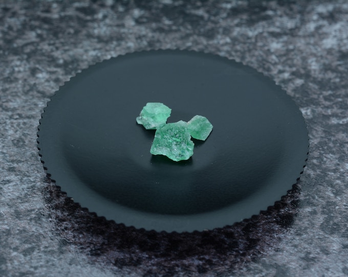 Rare rarity, 3 emerald crystals - 1.67 carat - green - natural & untreated from the Habachtal, Austria AT