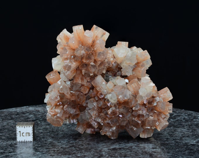 Aragonite, crystal group crystal group - Minglanilla, Spain - 83 x 77 x 56 mm