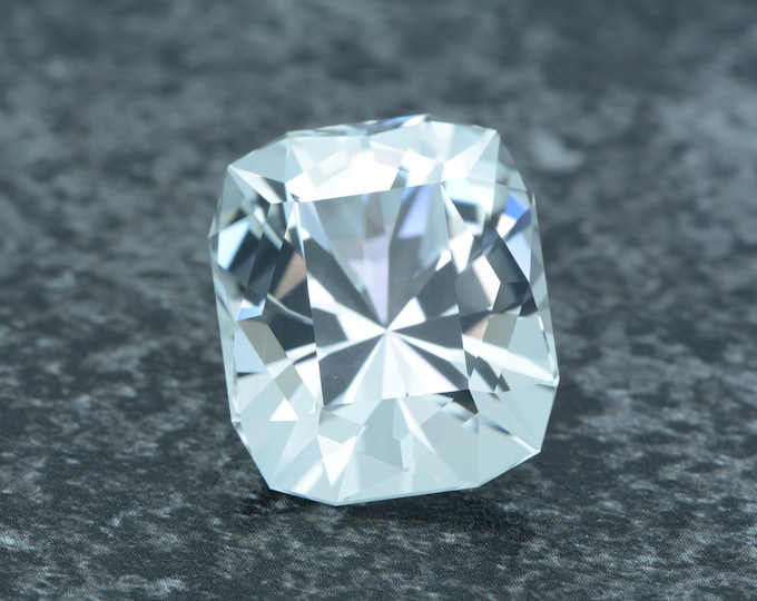 Topaz 41.60 carat colorless Namibia faceted, precision cut from Germany