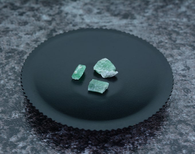 Rare rarity, 3 emerald crystals - 1.51 carat - green - natural & untreated from the Habachtal, Austria AT