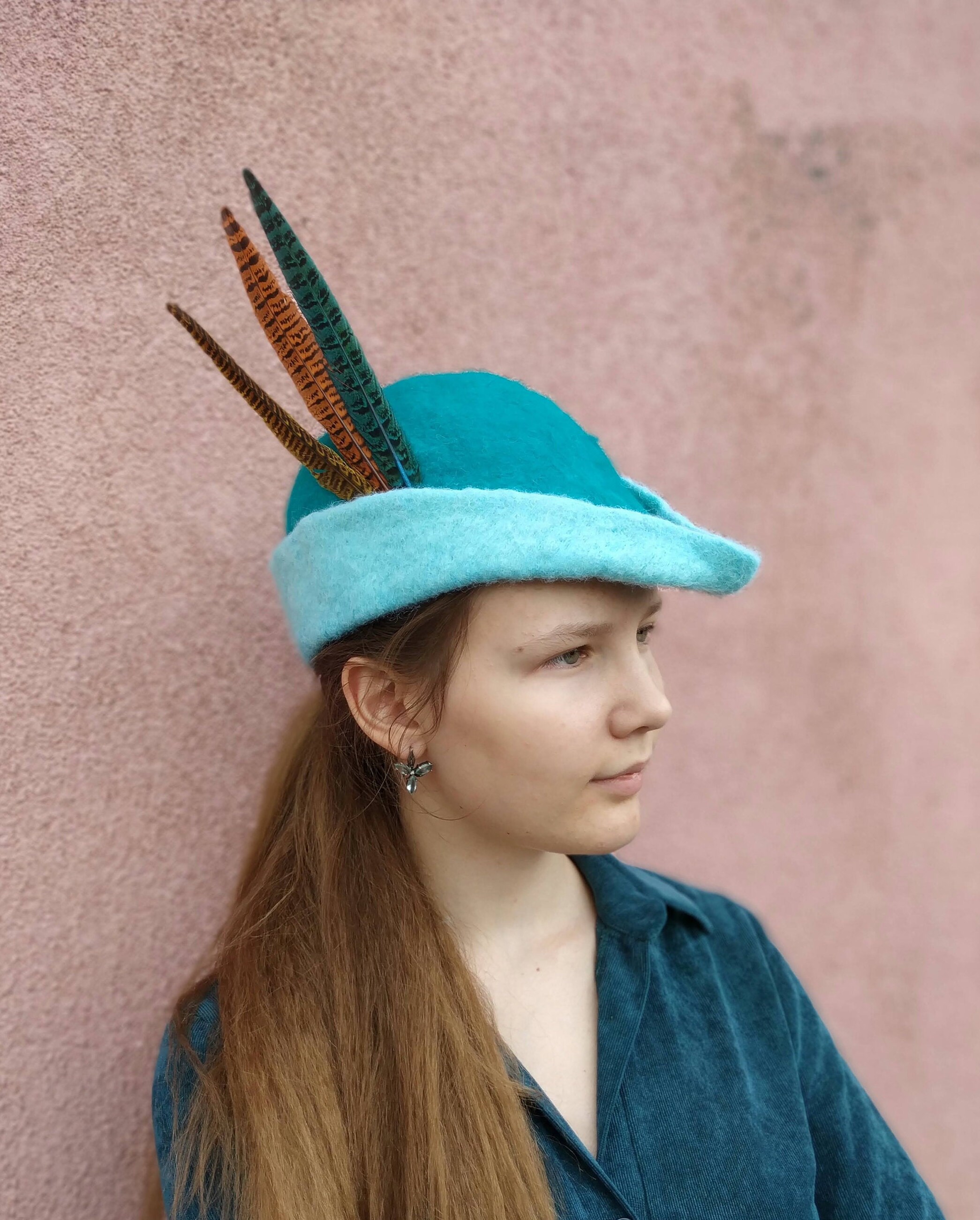 Green felt Tyrolean medieval hunter hat with feathers woolen Etsy
