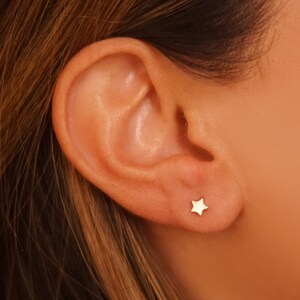 Stars Plain Earrings, Studs Earrings, Sterling Silver Gold Plated, Dainty, Delicate, Plain Earrings, Flat Earrings,  Stars Earrings