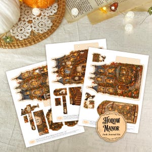 Op de afbeelding: Drie vellen papier met gestanste illustraties van een spookhuis, geesten en herfstbladeren. De vellen bevatten de tekst Hollow Manor Junk Journal Kit en Positive Chic. De ontwerpen bevatten oranje en bruine tinten.