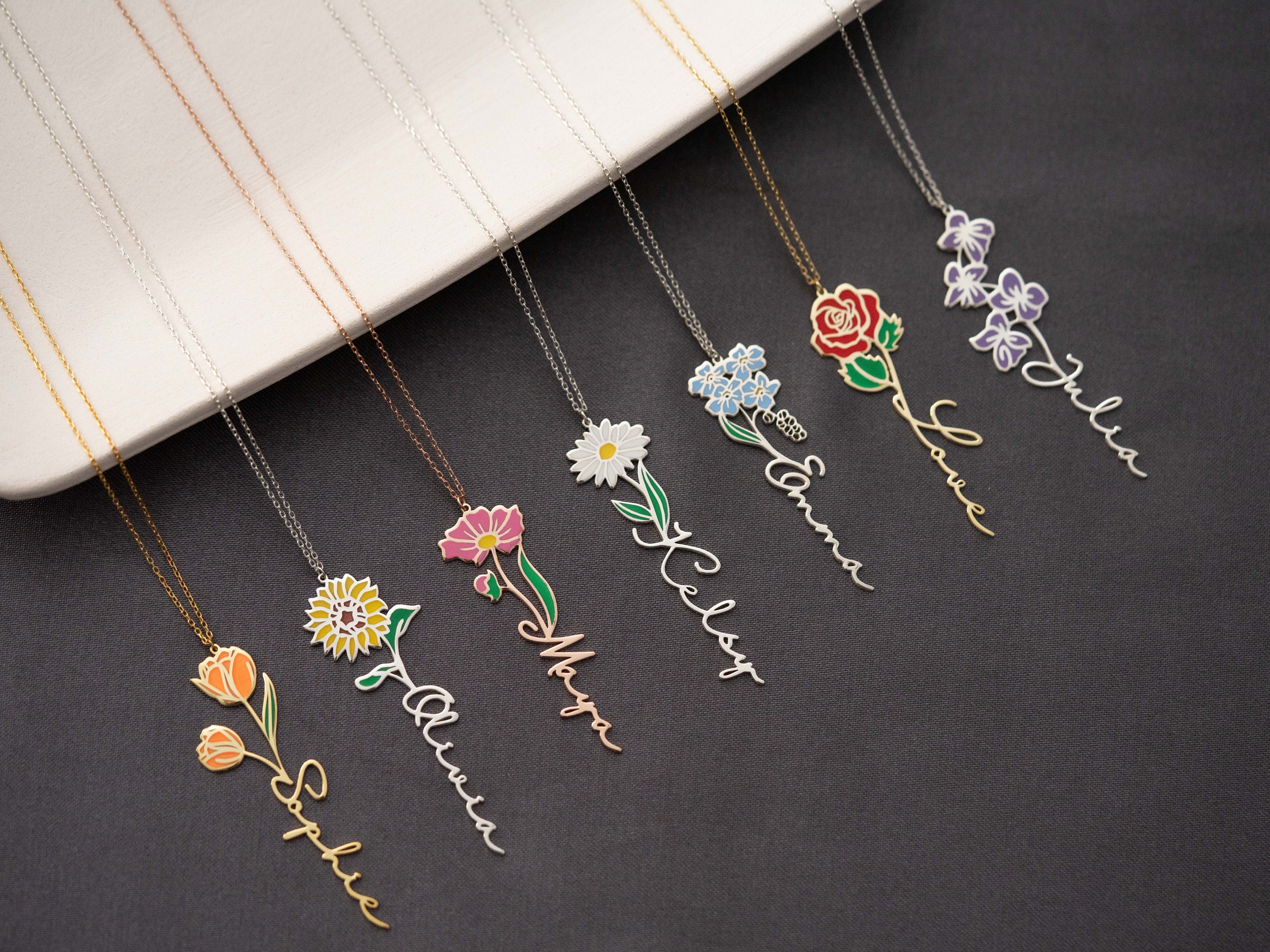 Personalisierte Geburtsblumenkette, personalisierte Namenskette, florale Namenskette, personalisierter Namensschmuck, personalisierte Geschenke für sie, Geburtstagsgeschenke