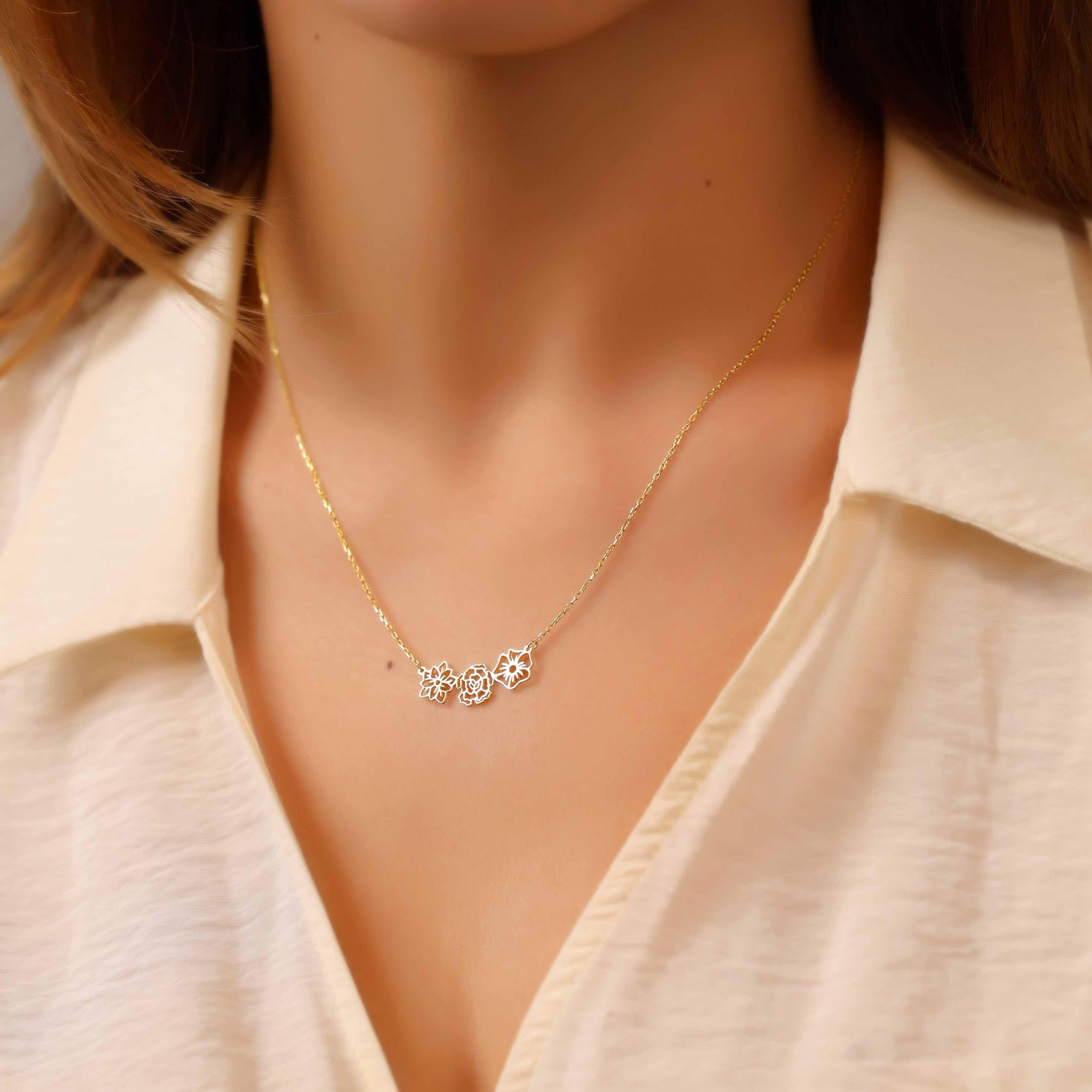 Dainty Birth Flower Necklace • Gold Bouquet Pendant • Personalized Gift • Family Birth Flower Jewelry • Mother’s Day Gift for Her
