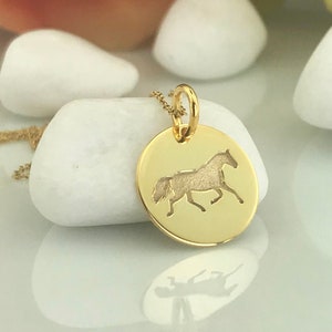 Real 14k Solid Gold Horse Necklace, Personalized Horse Pendant, Dainty Horse Jewelry, Gold Horse Charm, Horse Disc Necklace, Animal Pendant