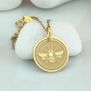 Collier abeille en or massif 14 carats, pendentif abeille personnalisé, bijoux abeille en or, collier abeille en couches, pendentif disque abeille en or