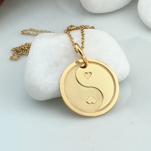 Real 14k Solid Gold Yin Yang Necklace, Personalized Yin Yang Pendant, Hearts Pendant, Yin Yang Charm, Layered Necklace, Religious Jewelry