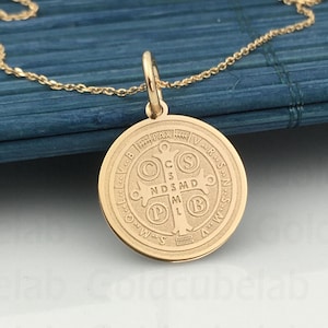 Collana con croce religiosa in oro massiccio 14 carati raffigurante San Benedetto, pendente con incisione di San Benedetto in oro 14 carati, gioiello in oro 14 carati, regalo di compleanno