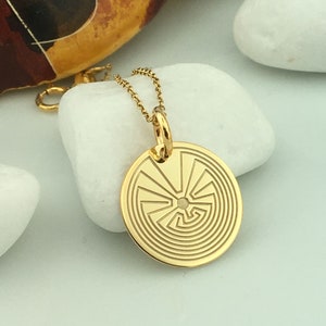Real 14k Solid Gold Maze Necklace, Personalized Labyrinth Pendant, Dainty Labyrinth Necklace, Gold Maze Charm Jewelry, Dainty Maze Disc