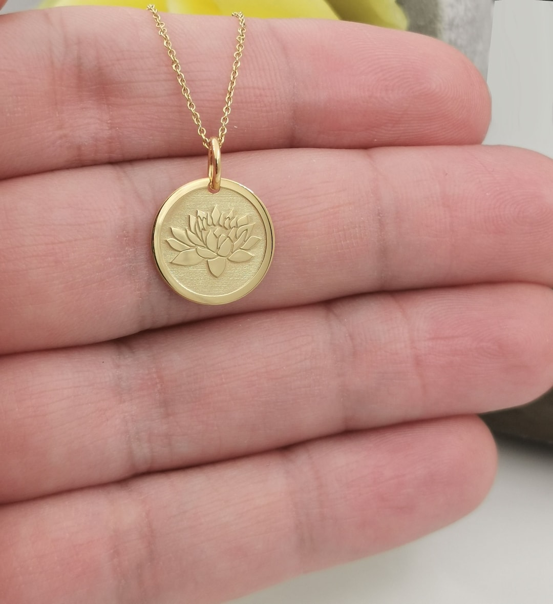 Real 14k Solid Gold Water Lily Necklace, Personalized Water Lily Pendant, Delicate Lily Flower