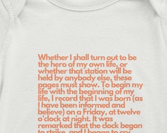 Grenouillère bébé en coton biologique t-shirt littéraire pour bébé David Copperfield Charles Dickens citation humoristique cadeau bébé pour parents littéraire coton écologique doux
