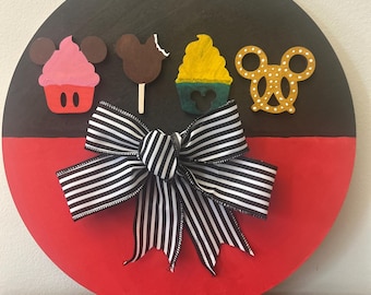 Disney Inspired | Red & Black | Wood Round Decor