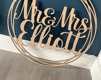 Personalised Wedding Name Hoop Sign: Wooden Circle Decor