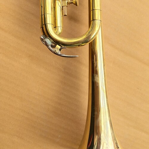 Sold C trumpet brass with case