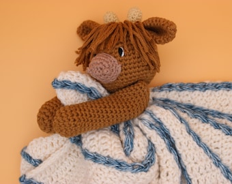 Murray the Highland Cow Comforter Crochet Pattern