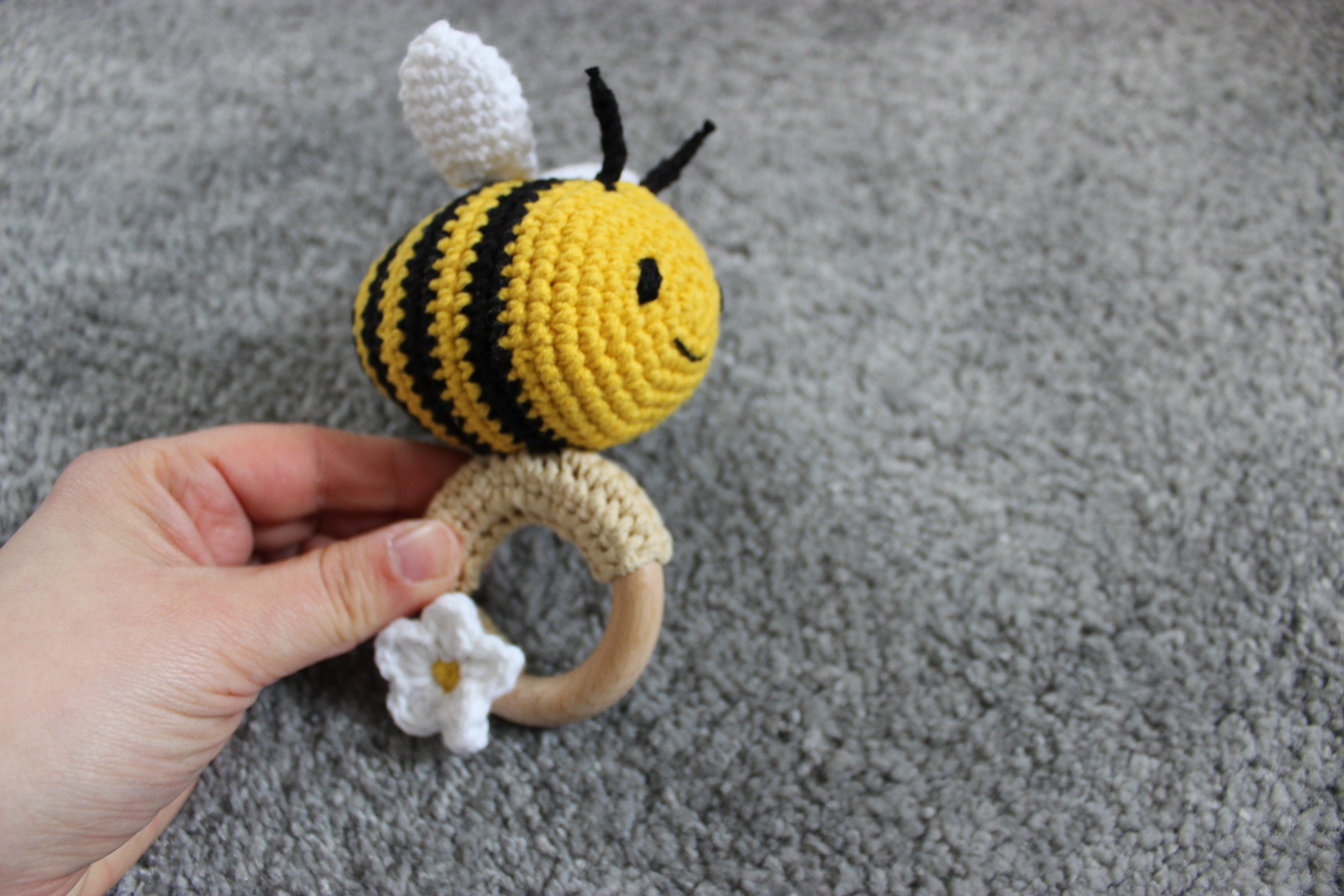 Maja the Bee Baby Rattle Crochet Pattern - Etsy