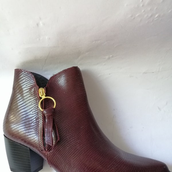 BOTTINES Femme cuir bordeaux Bout pointu  modèle UNIQUE