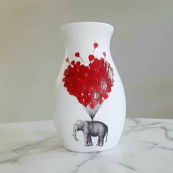 Love vase, Valentine's flower vase, Elephant gifts, Anniversary gifts, Vases for flowers, Decorative vase, Decoupage, Love gifts, Elephants