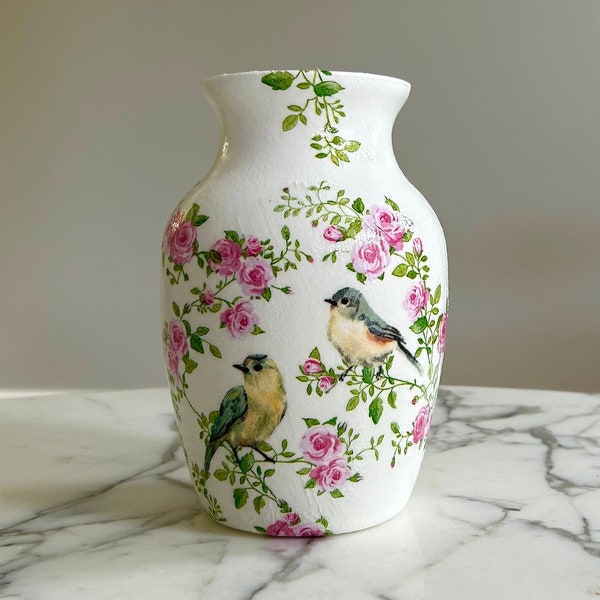 Bird vase, Glass vase, Vases for flowers, Decorative vase, Floral vase, Bird lover gifts, Gifts for mom, New home gifts, Decoupage