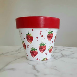 Strawberry planter-6 inch, Strawberry plant pot, Strawberry gifts, Strawberry flowerpot, Indoor planter, Gifts for her, Decoupage, Mom gifts