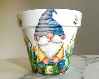 Gnome planter, Gnome gifts, Indoor plant pots, Decoupage pots, Gnome decor, New home gifts, Gardener gifts, Garden home decor, Garden gifts