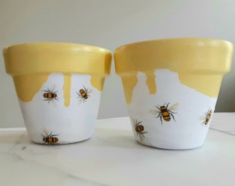 Set of 2-Honeybee clay pots- 4.5-inch, Honeybee gifts, Bee gifts, Clay pots, Clay planters, Terracotta pots, Decoupage pots, Save the bees