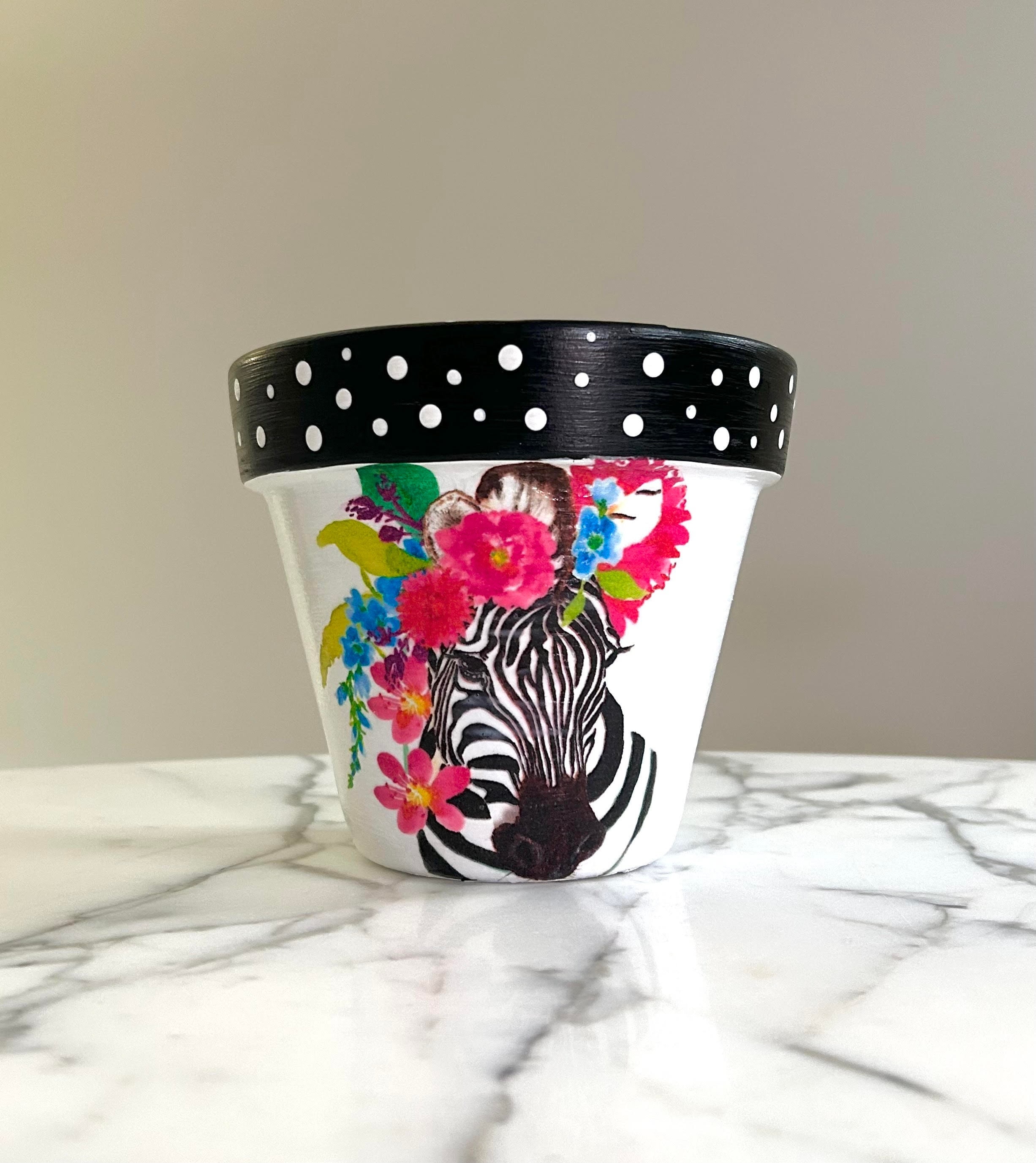 ゼブラプランター：動物の植木鉢、水玉模様の装飾（6インチ）、ゼブラ