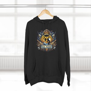 Real Madrid Crest Hoodie | Soccer Team Logo Back Print Bild 15