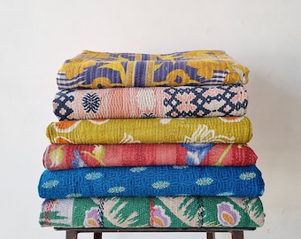 Lotto all'ingrosso di trapunta Kantha vintage indiana, copriletto reversibile fatto a mano Kantha, copriletto Kantha in cotone, Kantha di grandi dimensioni