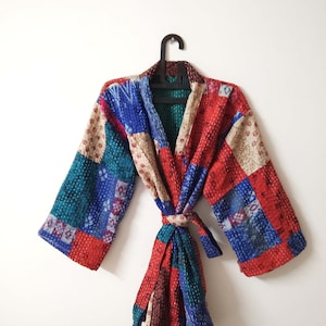 Indian Vintage Silk Kimono, Patchwork Kantha Kimono, Handmade Kantha Kimono, Hand Quilted Kimono, Night Wear Kimono, Winter Wear Jacket