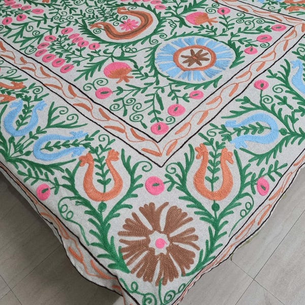 Beautiful Floral Suzani Bedspread, Indian Handmade Cotton Linen Bedsheet, Bohemian Suzani Throw Blanket, Wall Hanging Suzani, Uzbek Suzani