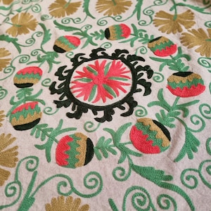 Indian Suzani Cotton Handmade Floral Bedspread, Hand Embroidery Suzani Bedcover, Bohemian Suzani Throw Blanket, Uzbek Suzani Bedspread