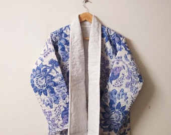 Veste courtepointe Kantha imprimé oiseaux, manteau Kantha indien vintage, veste en coton faite main, veste femme, veste Kantha matelassée, manteau ouvert sur le devant