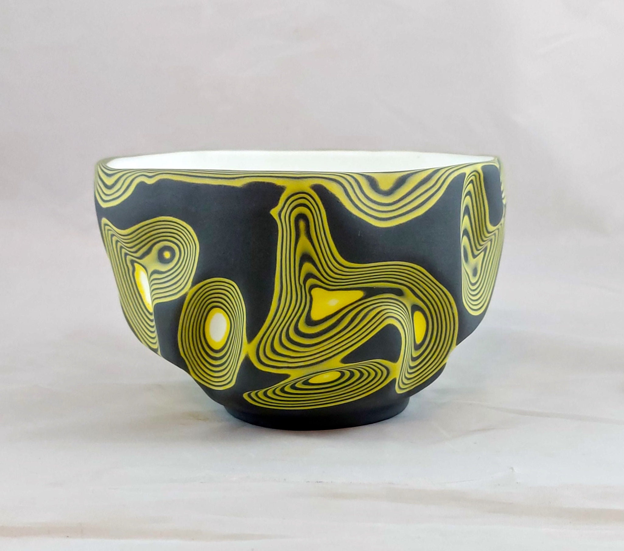 17 Couches Bol Sculpté Fait à La Main Mutli Stratifié Os Porcelaine Argile Sans Plomb et Danger Pour