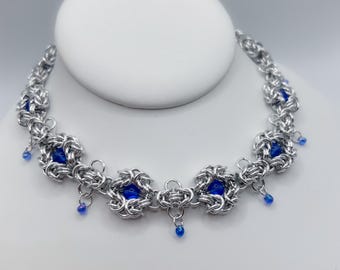 Gargantilla de malla cautiva Lagoon / Joyería de cuentas hecha a mano, collar de malla con cuentas de vidrio, inspirado en la naturaleza