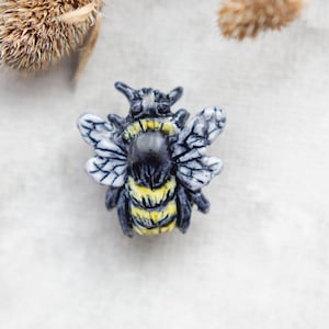 Small bee brooch/ Handmade bee pin/ Aesthetic bee jewelry/ Cute insect pin/ Gift for her/ Polymer clay pin/ Bumble bee pin/ Honey bee brooch